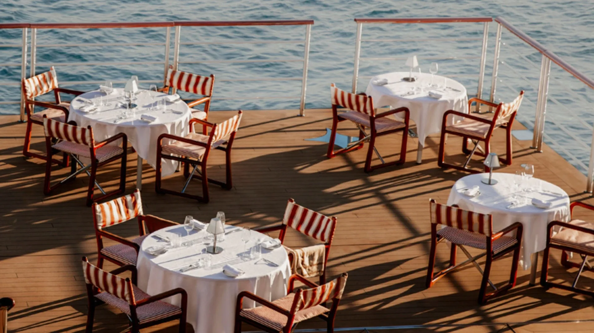 Marina Bar