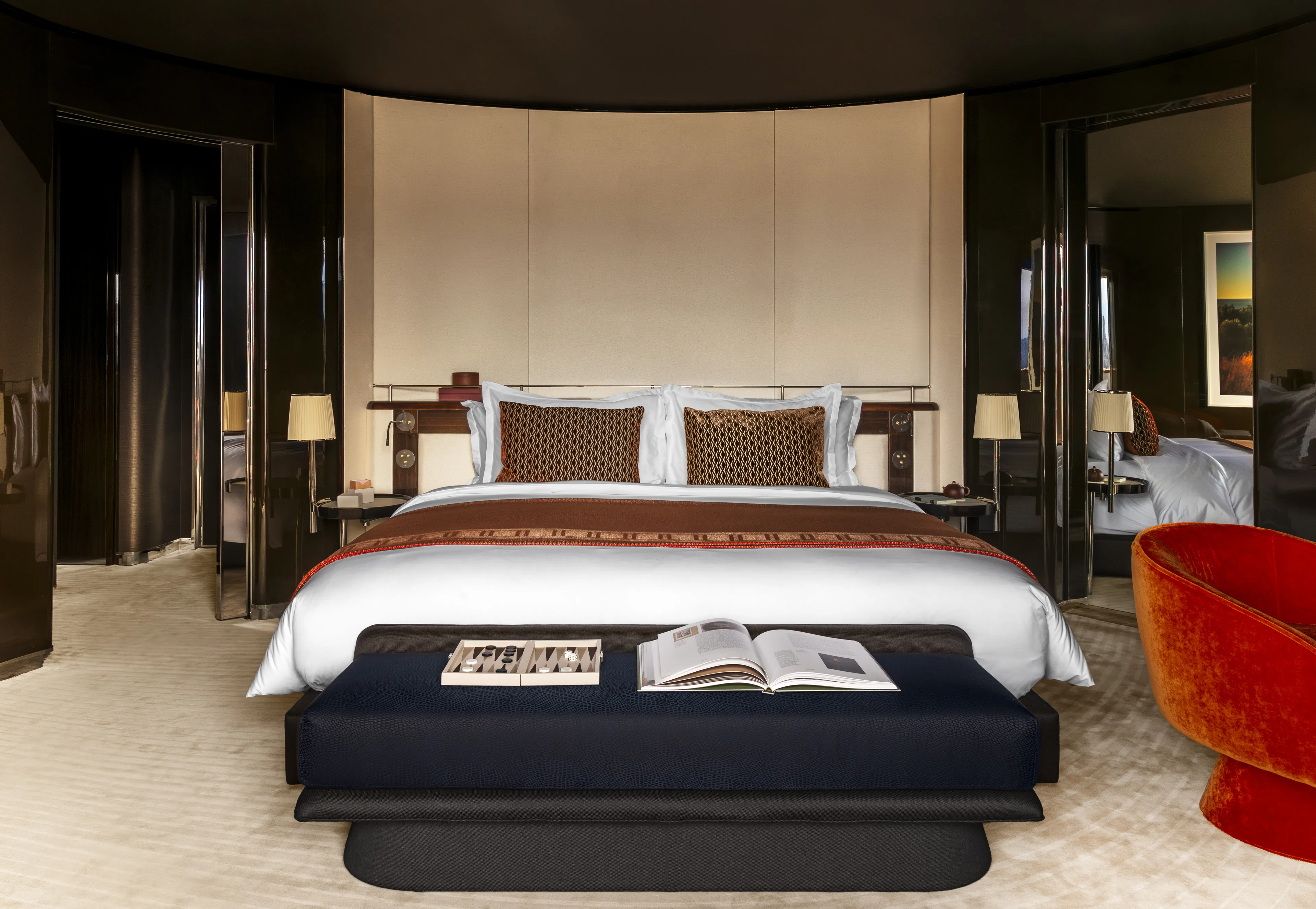 Luxury suite with king size bed