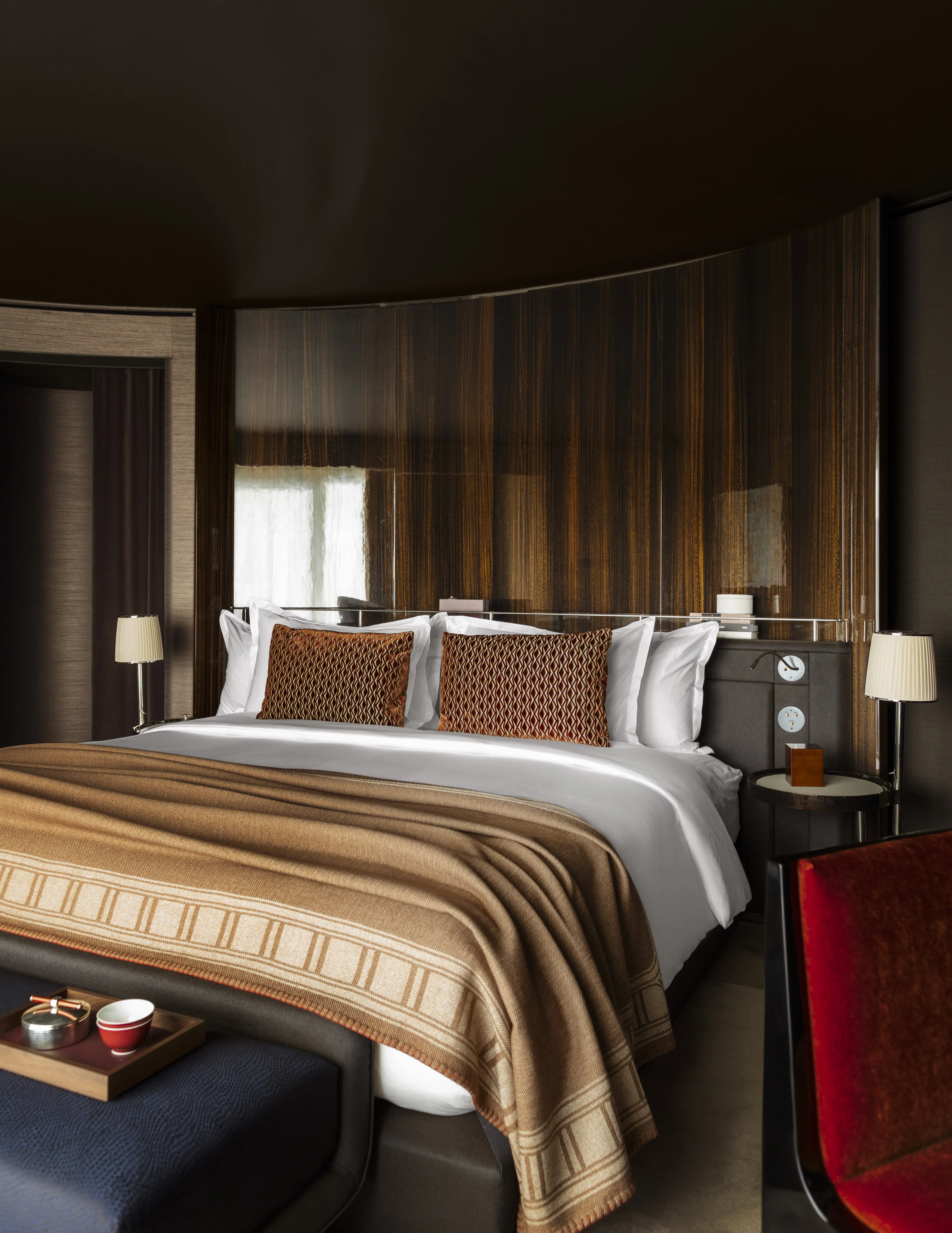 Luxury suite with king size bed