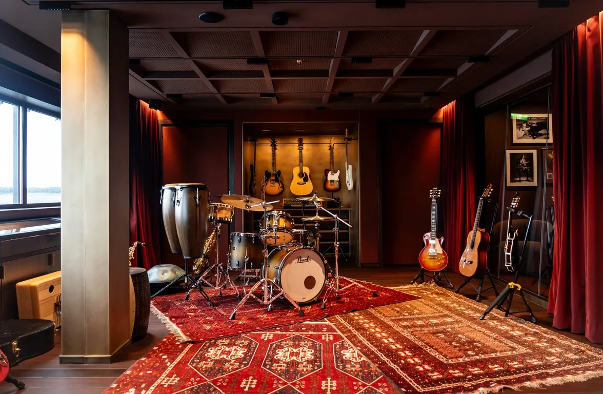 Recording studio aboard Orient Express Corinthian