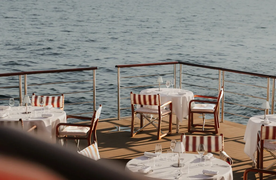 Terrace restaurant with sea view