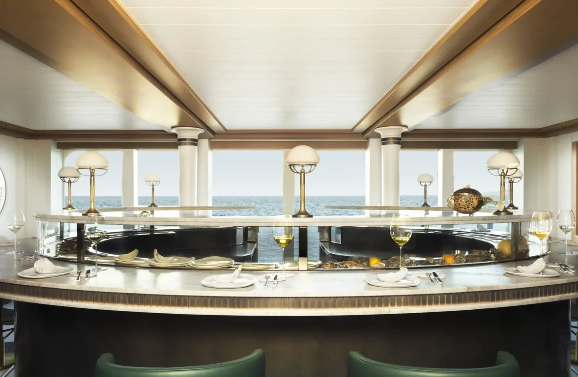 Restaurant with sea view
