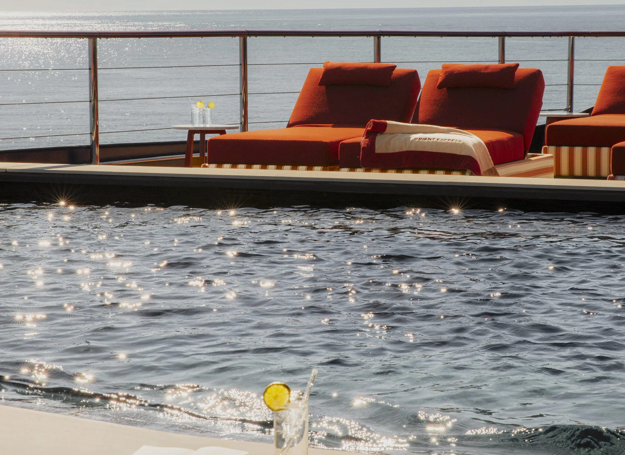 Outdoor pool with sea view
